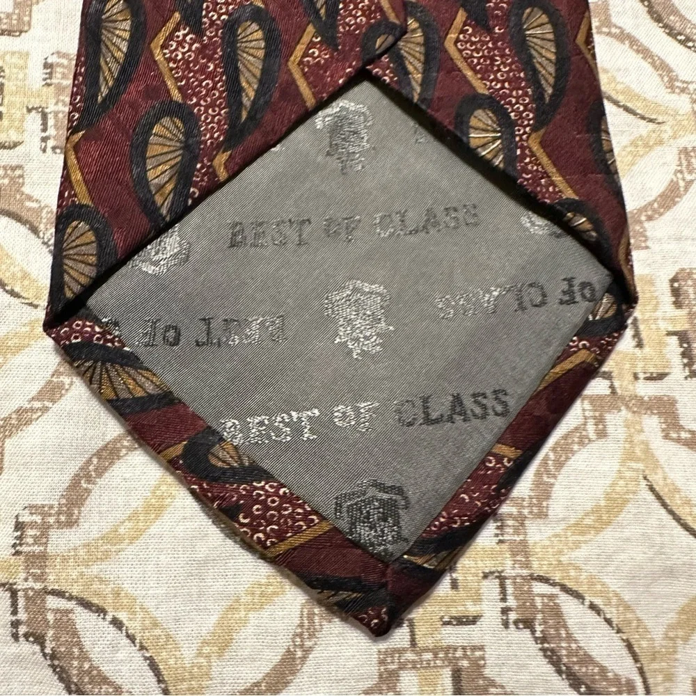 Robert Talbott Best of Class Tie Hand Sewn Silk Hand Painted in Italy 56” x 4”